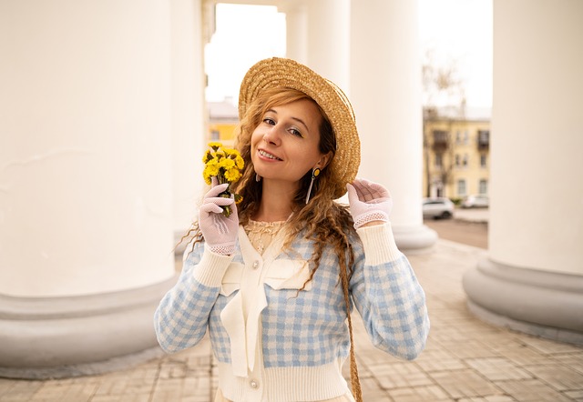 其中莱万凭 其中莱万凭